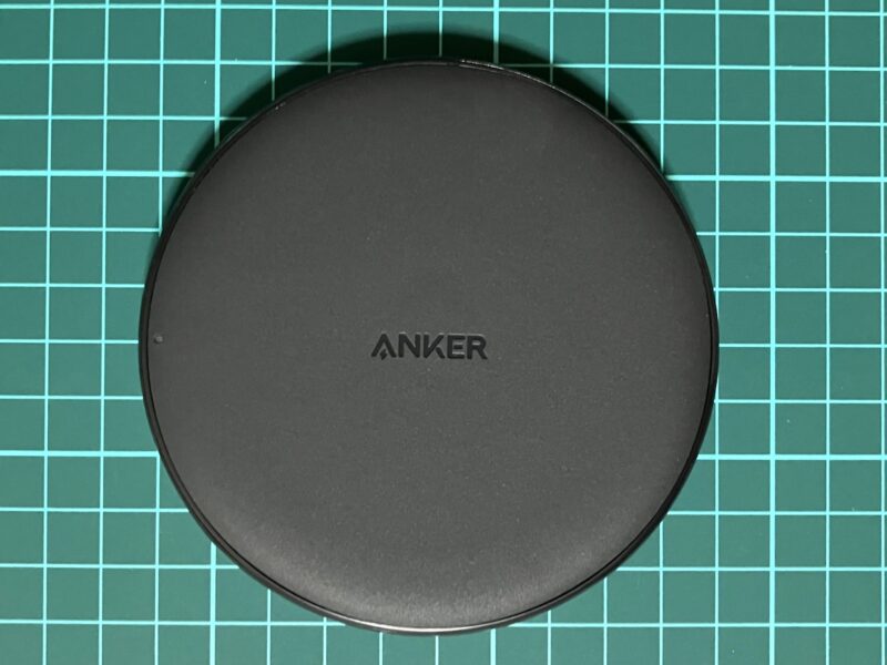 anker-powerwave-10-pad-front